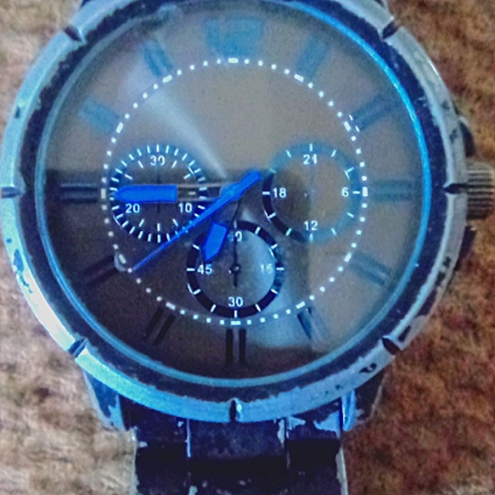 Men's watch - Picture 3 of 3